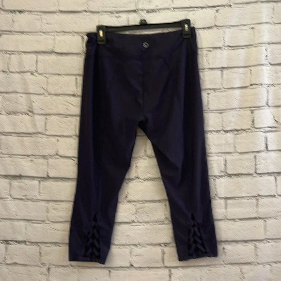 Women’s VOGO Athletica cropped leggings L - Picture 2 of 4